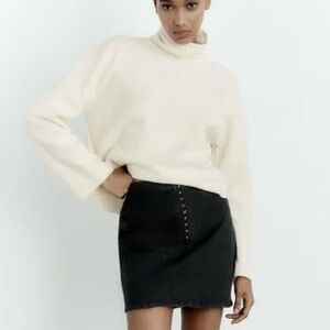 Zara black mini skirt denim size small